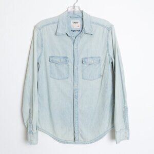 Aritzia TNA Boyfriend Fit Denim Shirt Chambray Light Wash Size XS